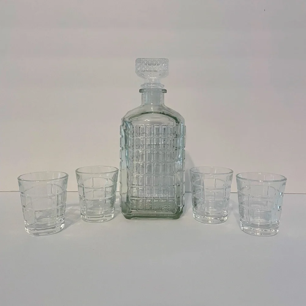 Decanter & shot glass set
